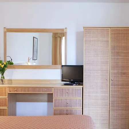 Tre Esse Отель 2*